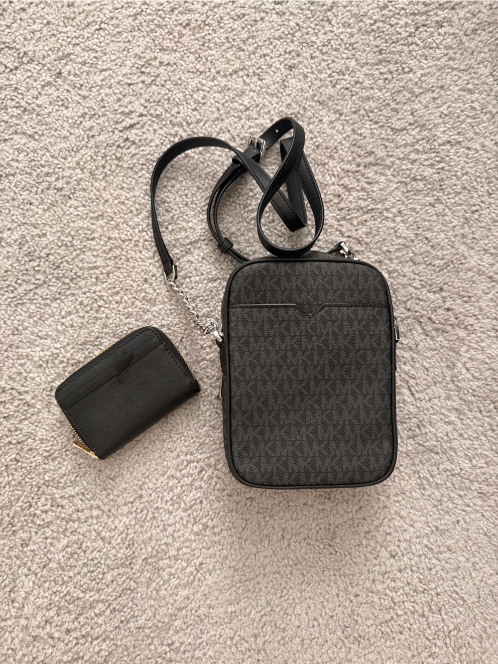Michael Kors Black Signature crossbody Bag with Logo Print with wallet - Picture 2 of 4